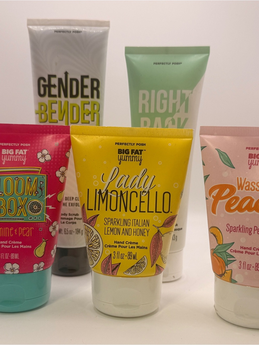 Perfectly Posh Lot 4 Hand Creams, Body Scrub, And Face Masks 7 Items All Sealed